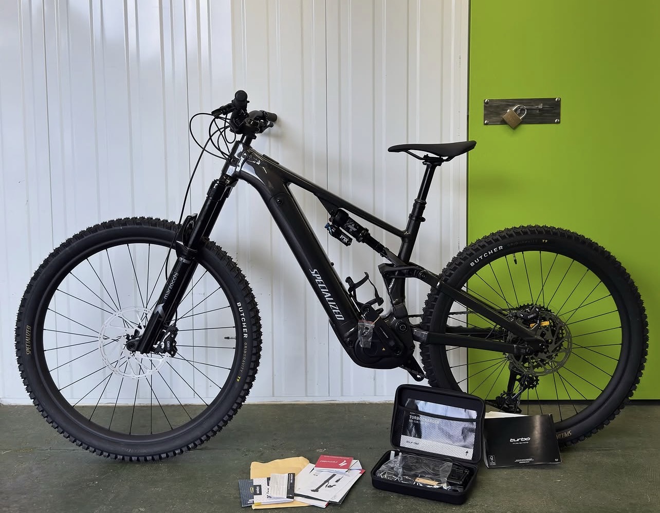 Turbo Levo 4 alloy